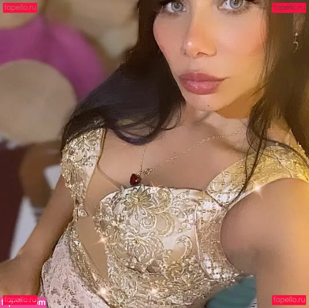 Aphrodite Pimenta Onlyfans Photo Gallery 