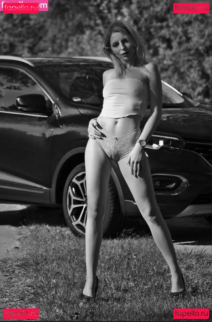 Vanessa Wolff Onlyfans Photo Gallery 