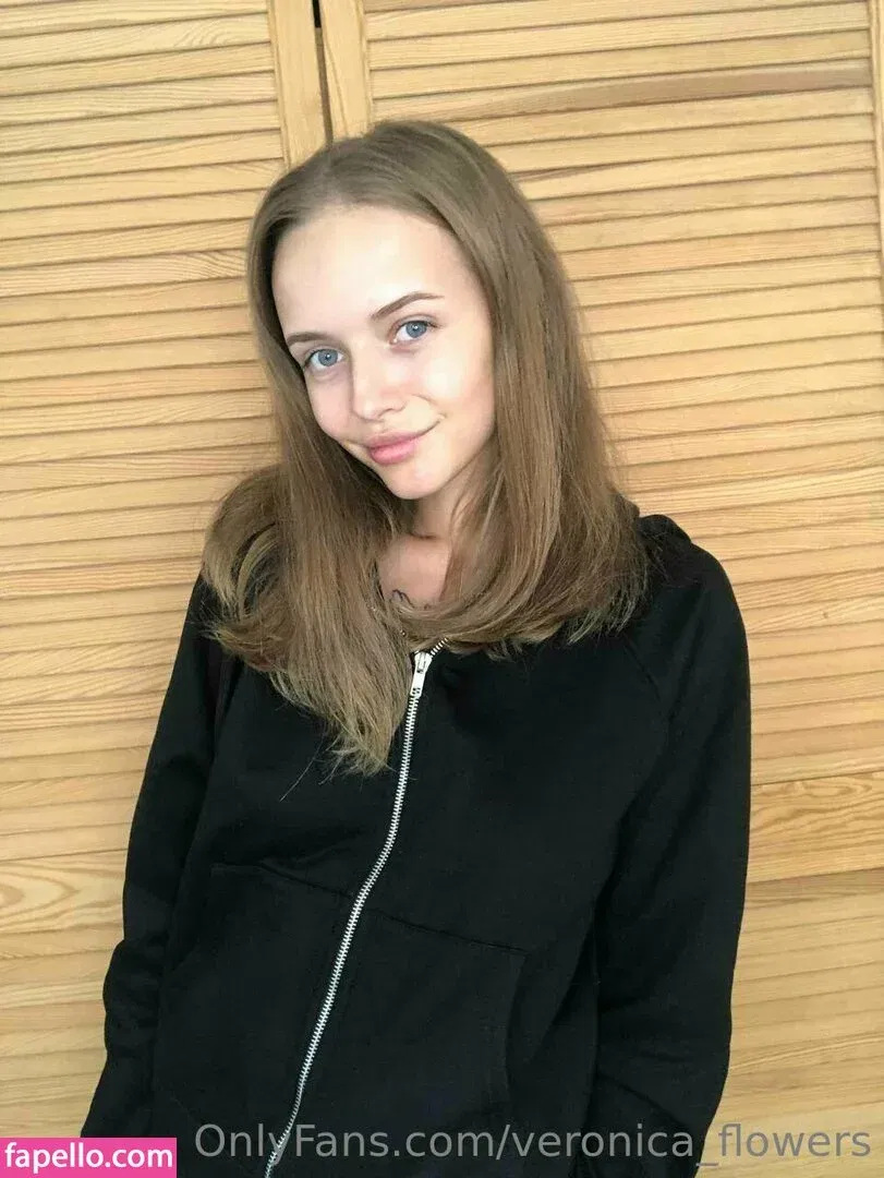 veronica_flowers Onlyfans Photo Gallery 