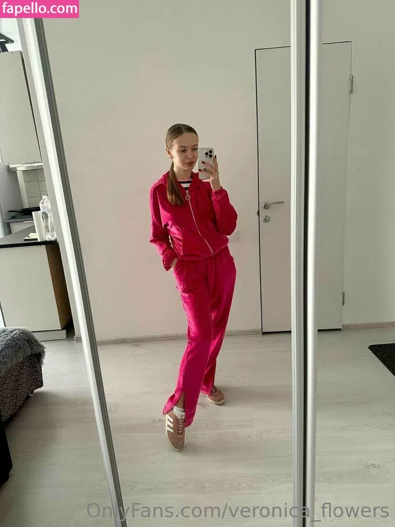 veronica_flowers Onlyfans Photo Gallery 