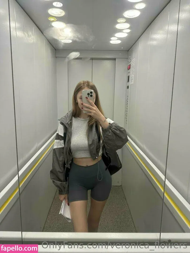 veronica_flowers Onlyfans Photo Gallery 