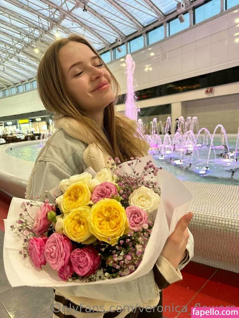 veronica_flowers Onlyfans Photo Gallery 