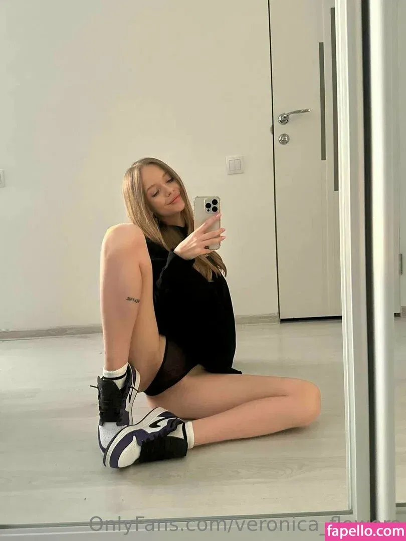 veronica_flowers Onlyfans Photo Gallery 