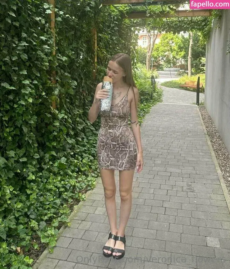 veronica_flowers Onlyfans Photo Gallery 