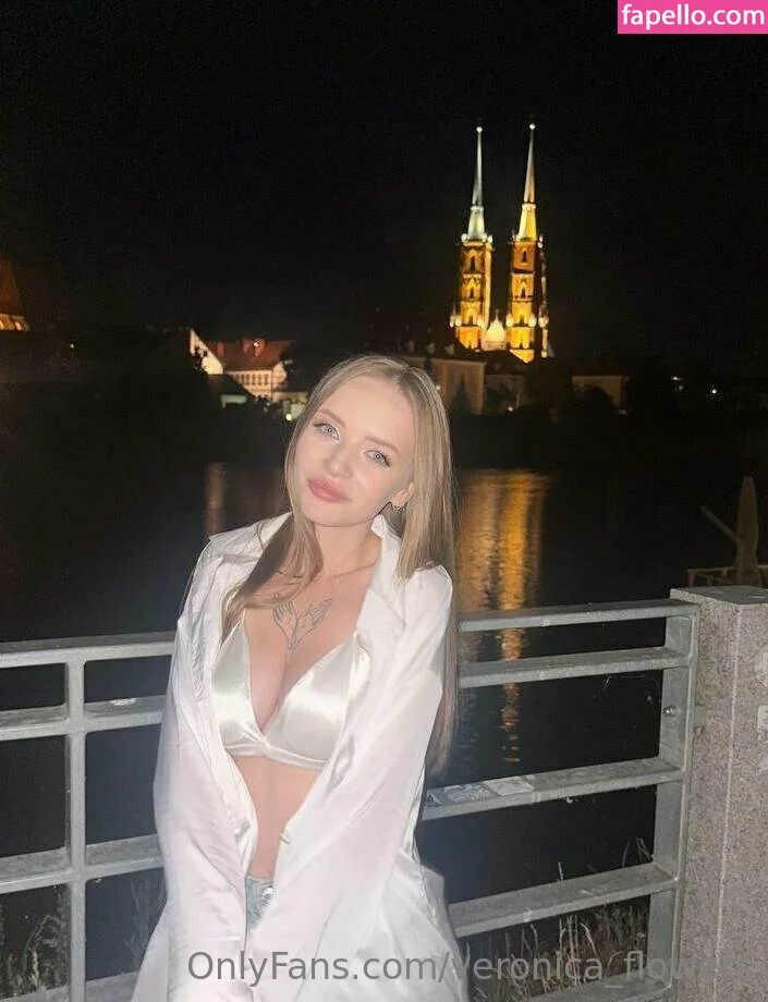 veronica_flowers Onlyfans Photo Gallery 
