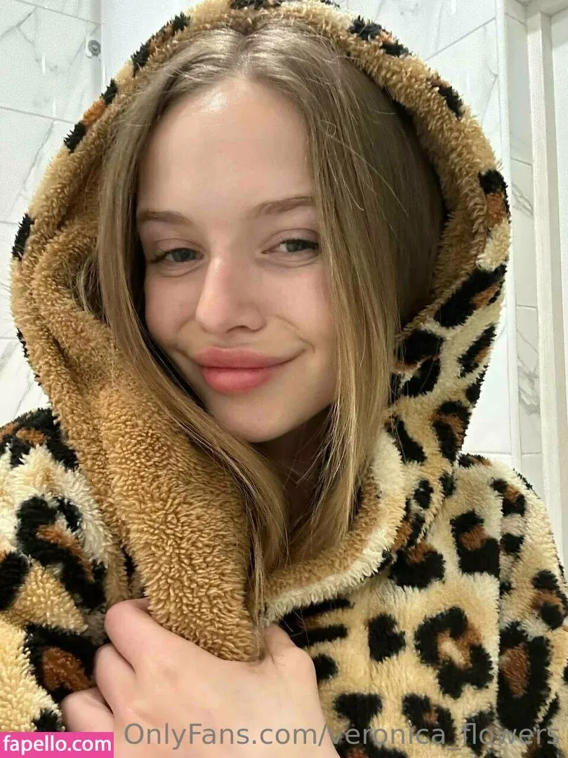 veronica_flowers Onlyfans Photo Gallery 