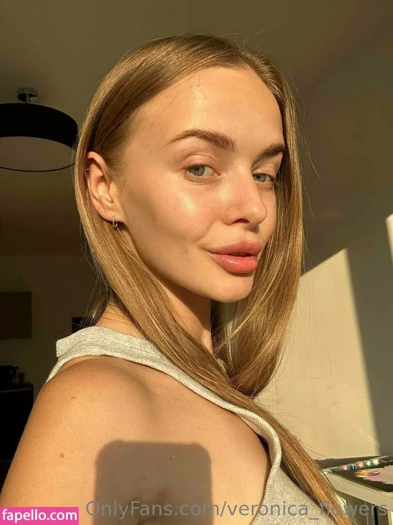 veronica_flowers Onlyfans Photo Gallery 