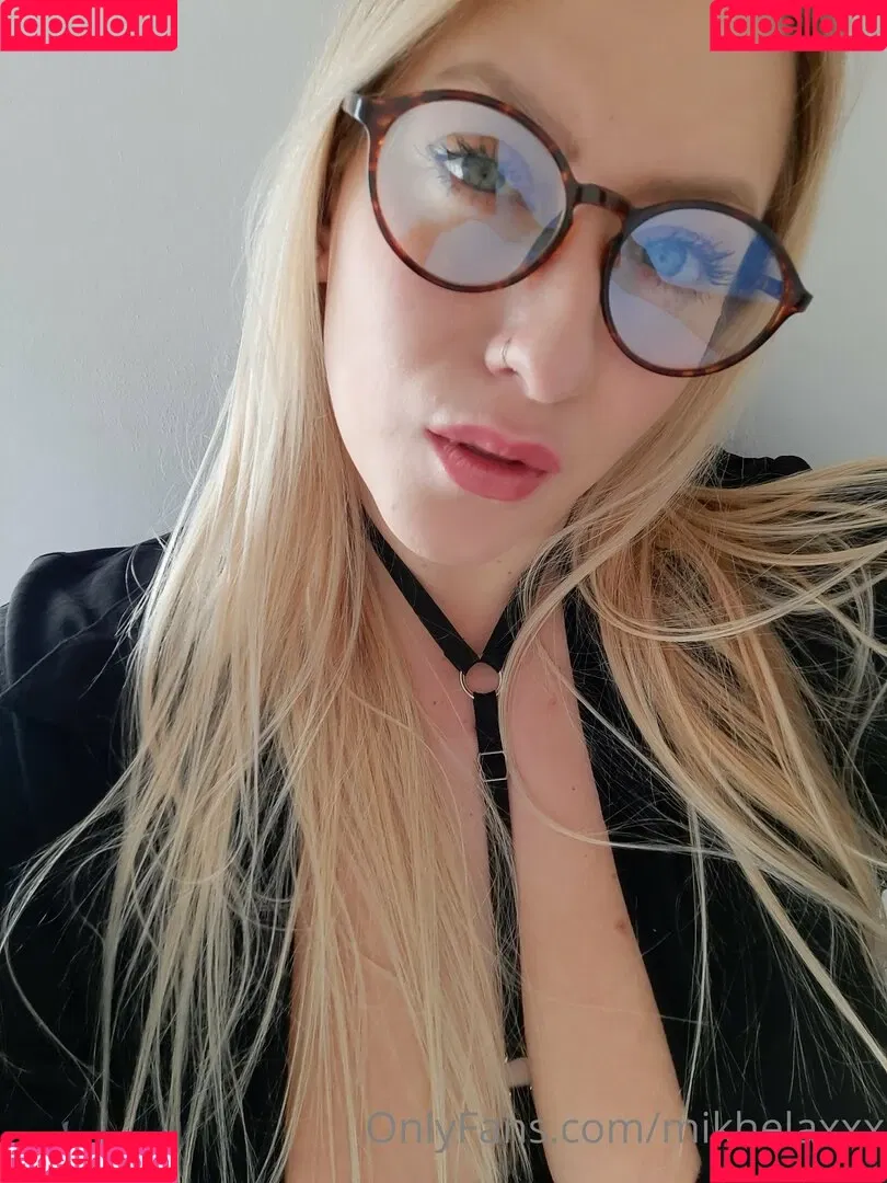 mikhelaxxx Onlyfans Photo Gallery 