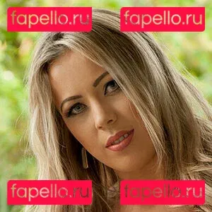 Katlen Oliveira Onlyfans Photo Gallery 