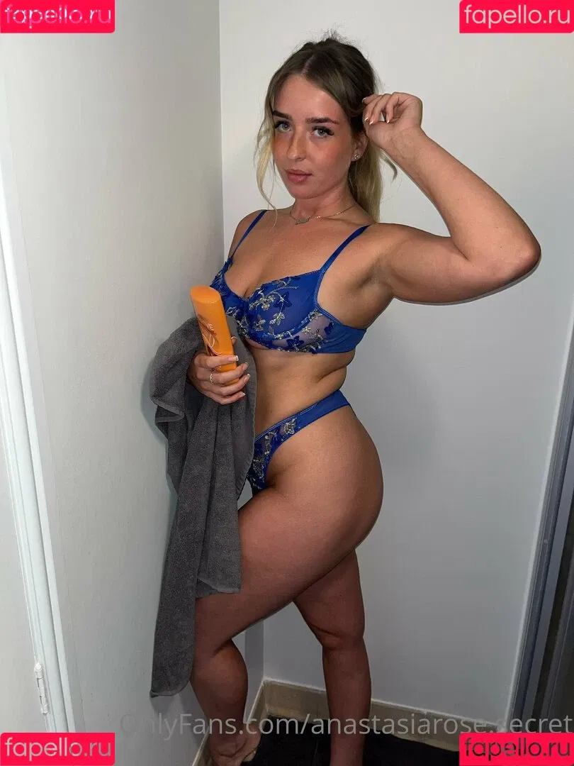 cleaningana Onlyfans Photo Gallery 