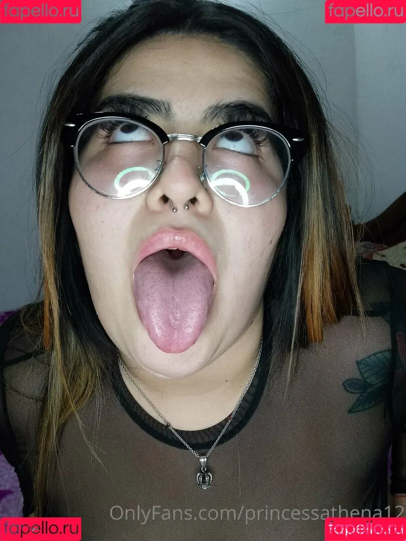 princessathena12 Onlyfans Photo Gallery 