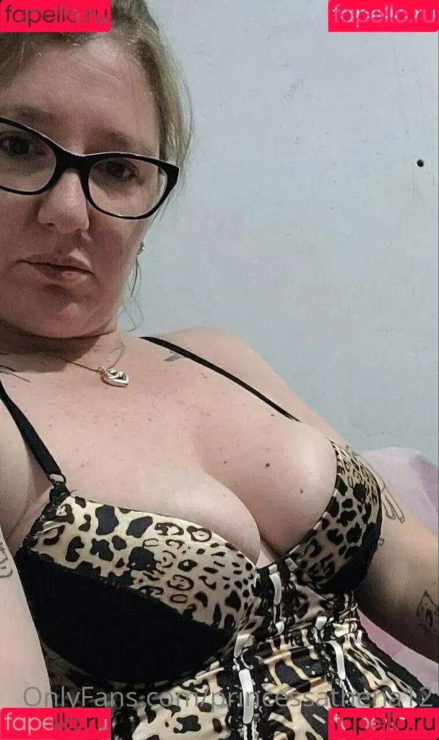 princessathena12 Onlyfans Photo Gallery 