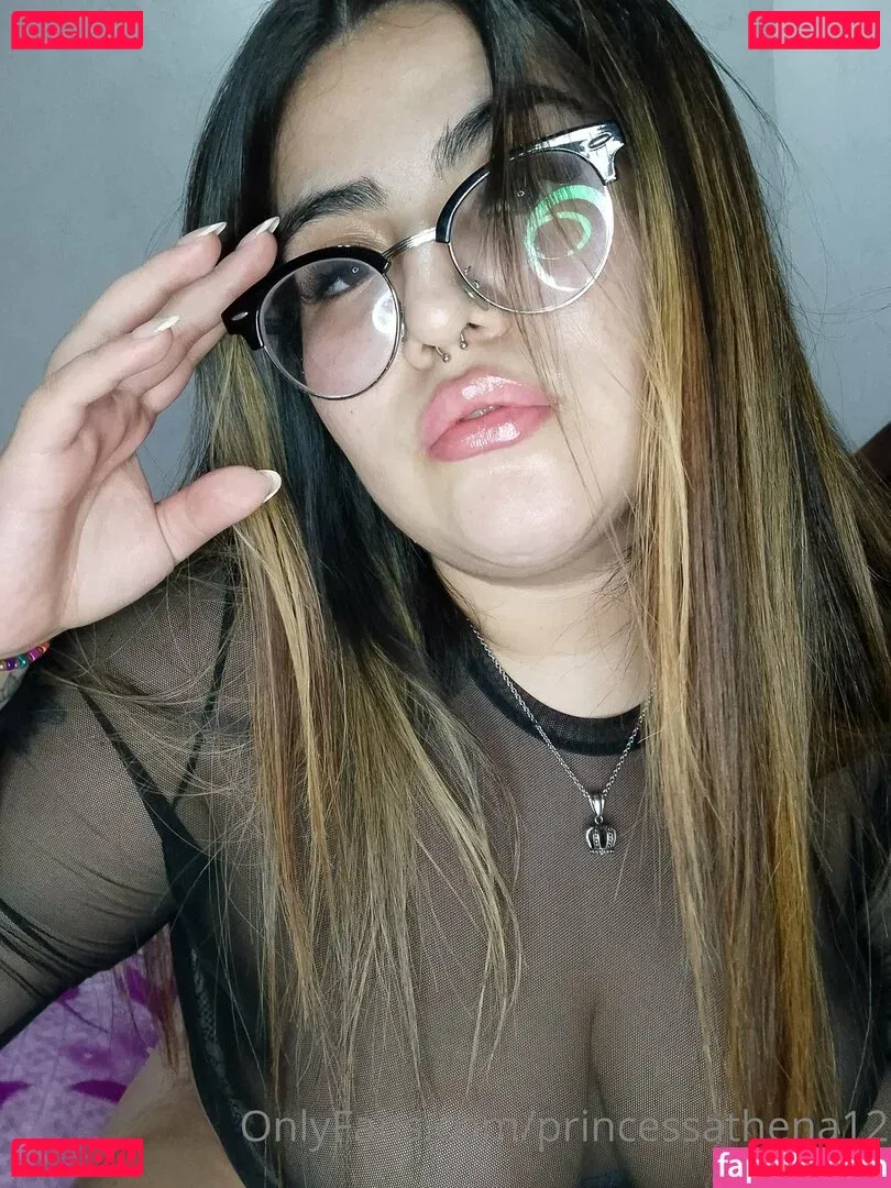princessathena12 Onlyfans Photo Gallery 