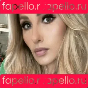 Tomi Lahren Onlyfans Photo Gallery 
