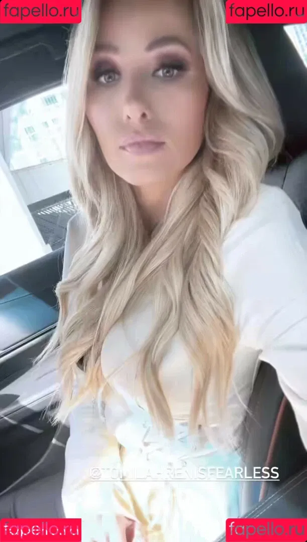 Tomi Lahren Onlyfans Photo Gallery 