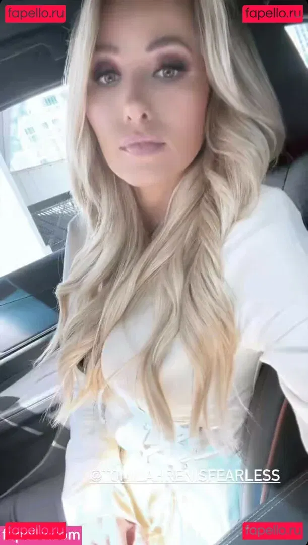 Tomi Lahren Onlyfans Photo Gallery 
