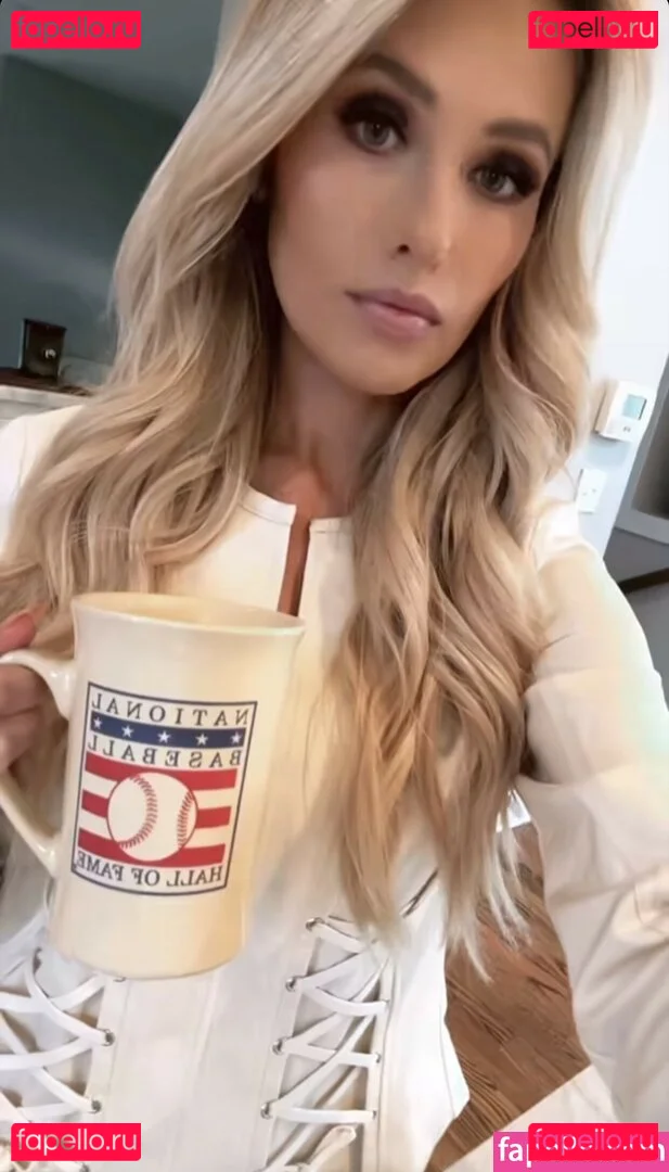 Tomi Lahren Onlyfans Photo Gallery 