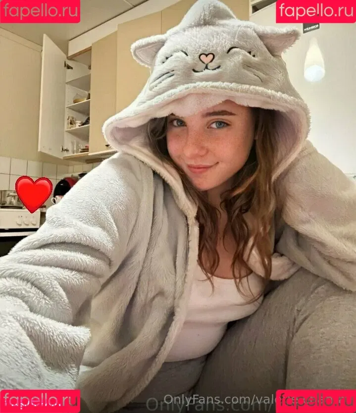valerie.chantal Onlyfans Photo Gallery 