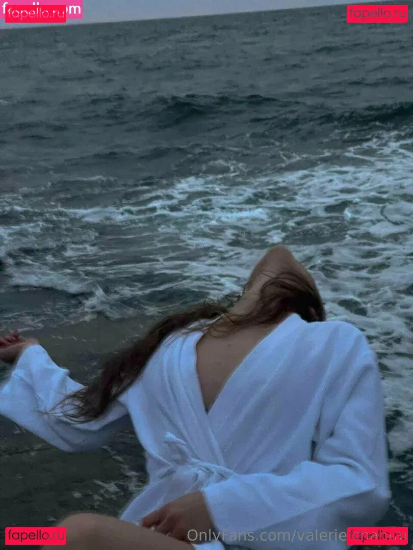 valerie.chantal Onlyfans Photo Gallery 