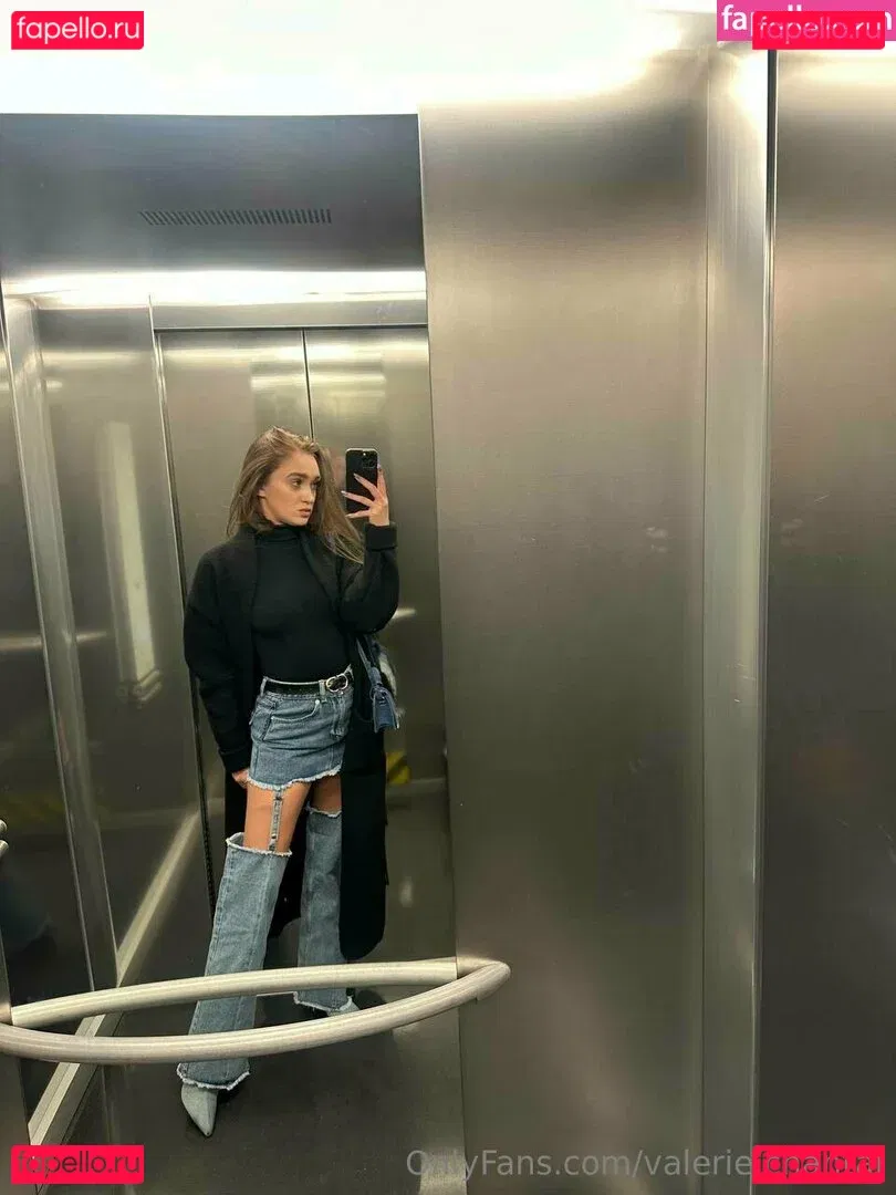 valerie.chantal Onlyfans Photo Gallery 