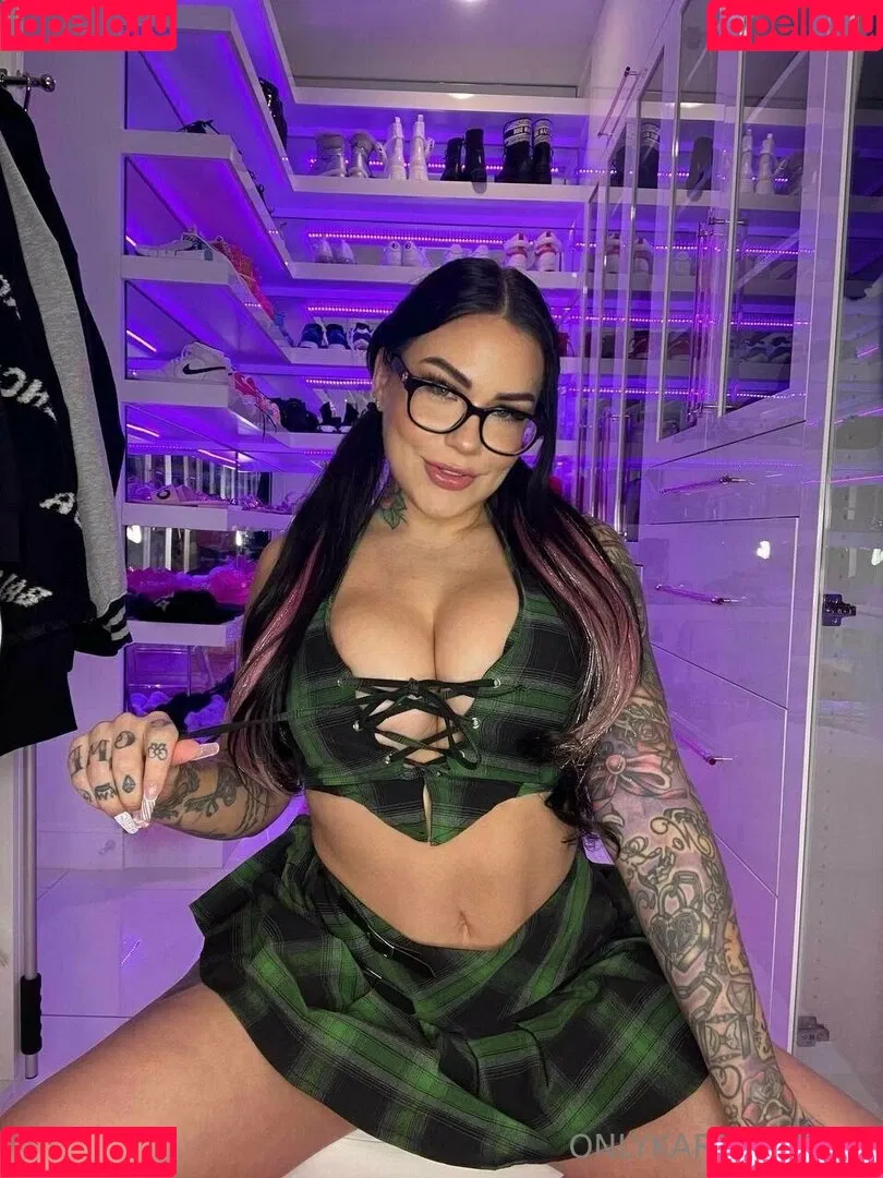 karmenkarma Onlyfans Photo Gallery 