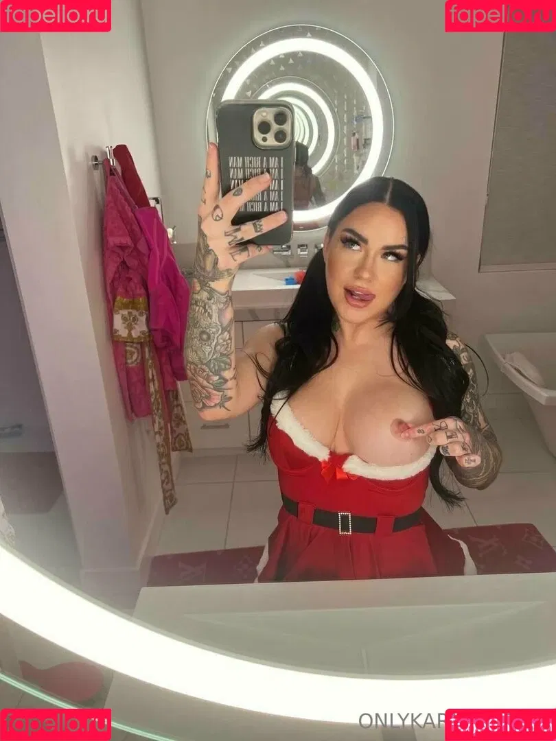 karmenkarma Onlyfans Photo Gallery 