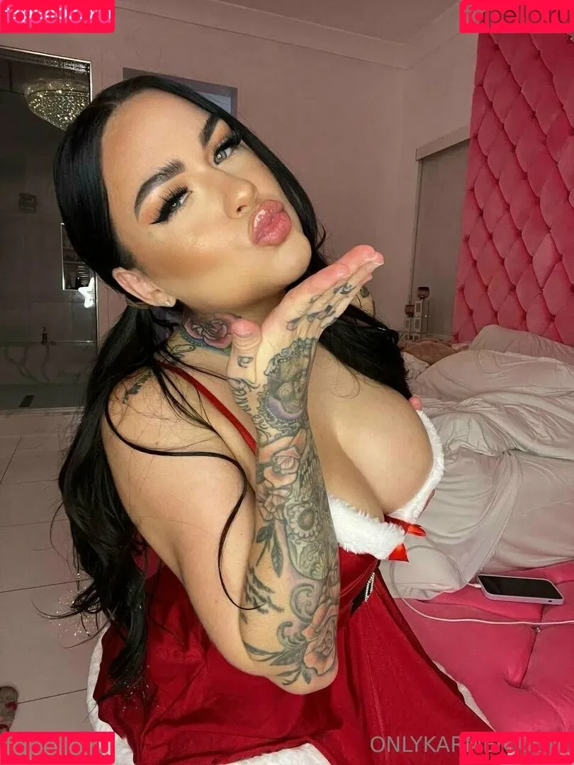 karmenkarma Onlyfans Photo Gallery 