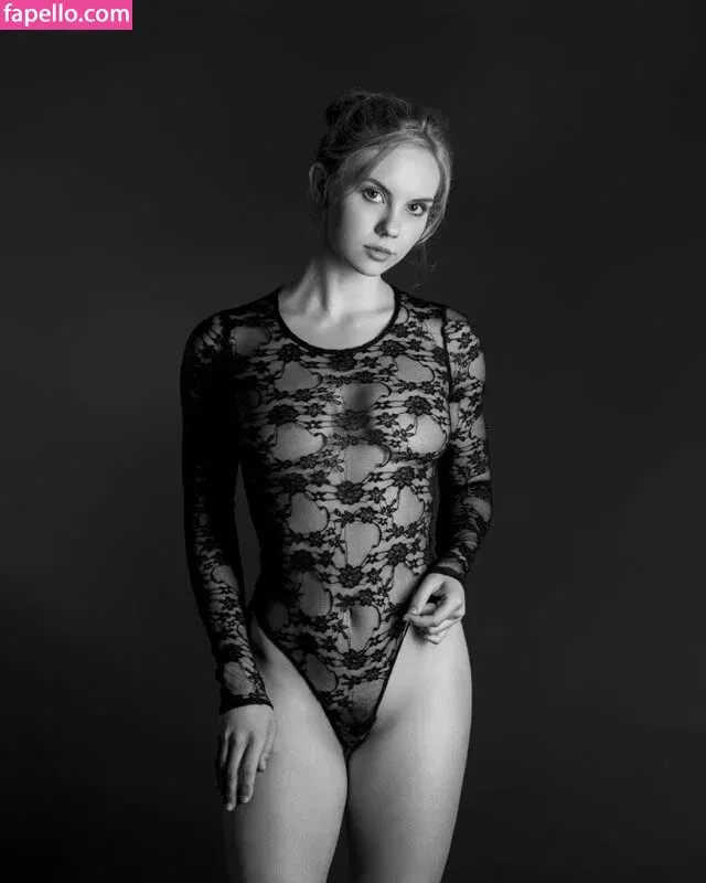 kayla.vy Onlyfans Photo Gallery 