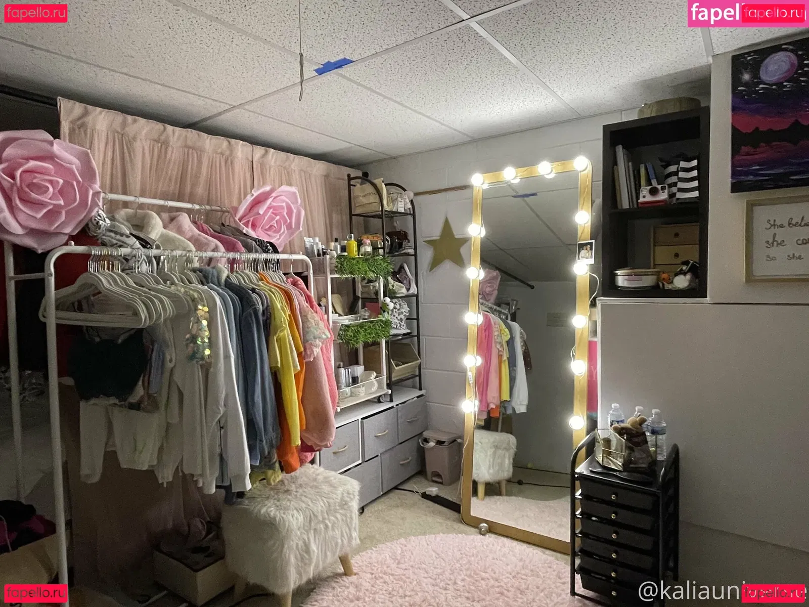 kaliauniverse Onlyfans Photo Gallery 