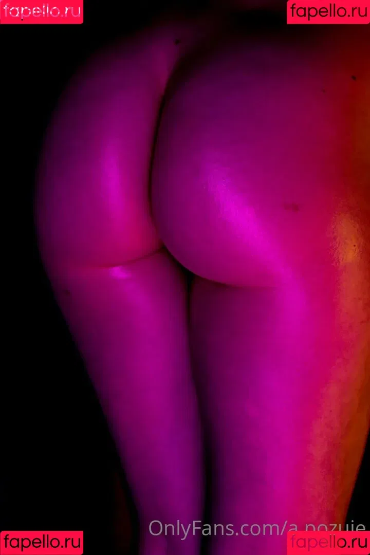a.pozuje Onlyfans Photo Gallery 