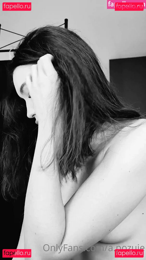 a.pozuje Onlyfans Photo Gallery 