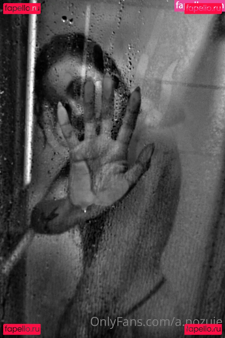 a.pozuje Onlyfans Photo Gallery 