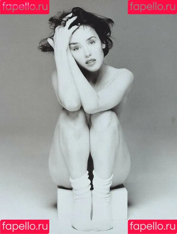 Isabelle Adjani Onlyfans Photo Gallery 