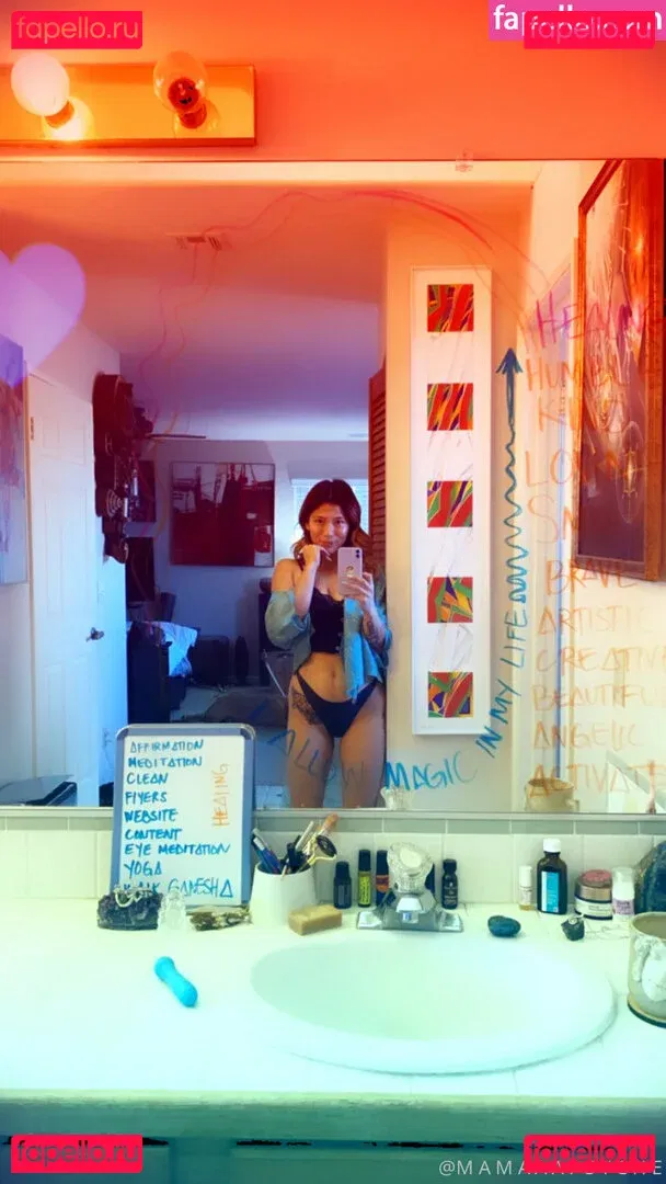 goddessemberz Onlyfans Photo Gallery 