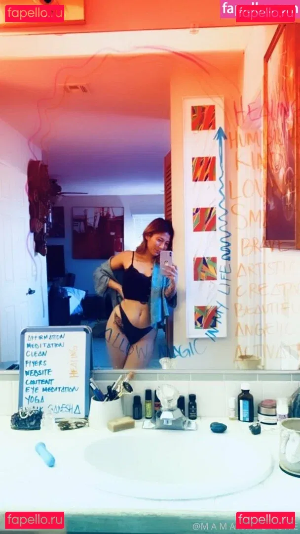 goddessemberz Onlyfans Photo Gallery 