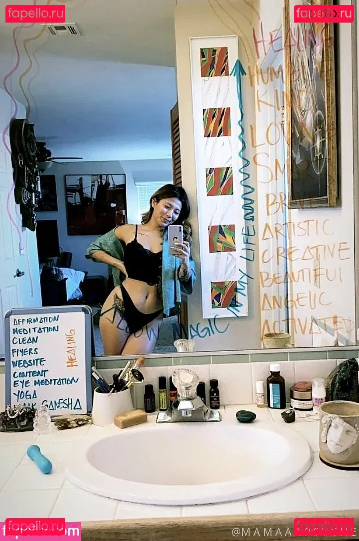 goddessemberz Onlyfans Photo Gallery 