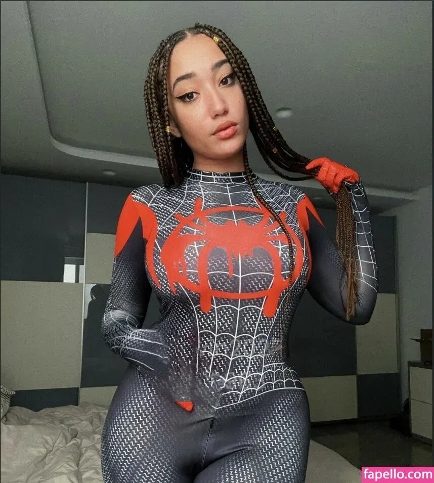 Spicy Honey Onlyfans Photo Gallery 