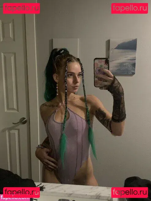 kambiiiii Onlyfans Photo Gallery 