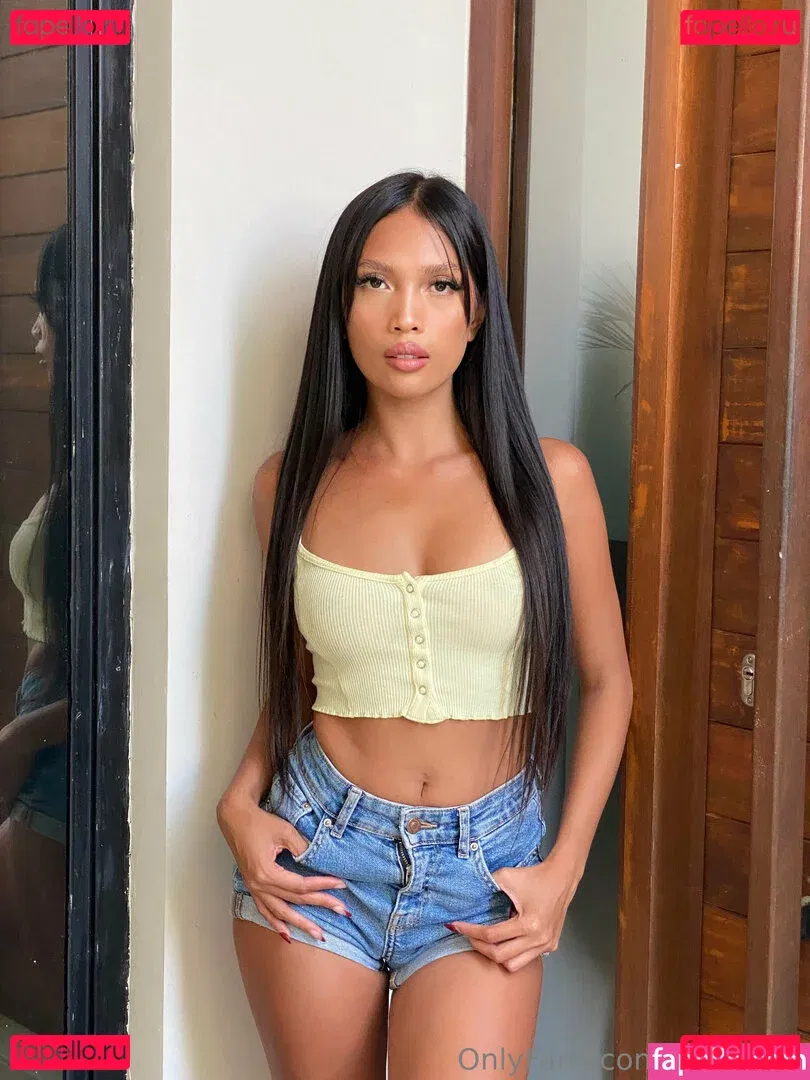 iyamodel Onlyfans Photo Gallery 