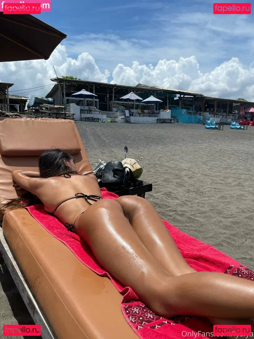 iyamodel Onlyfans Photo Gallery 