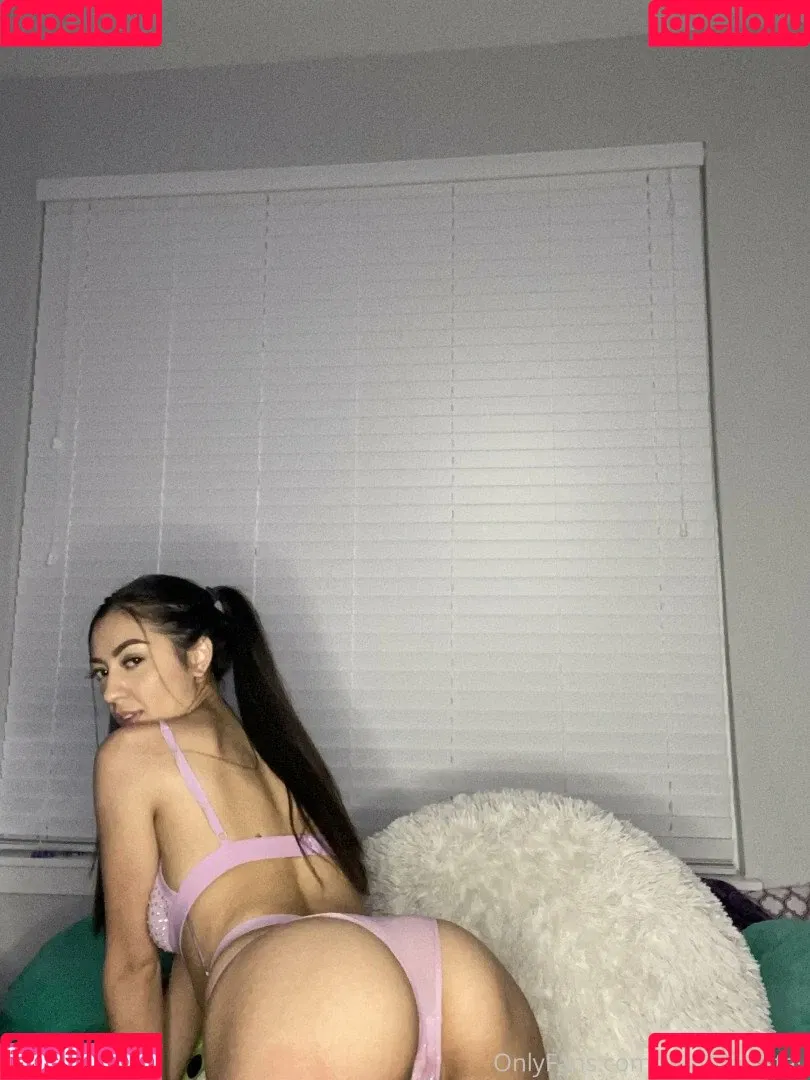 Lil Asian Princess Onlyfans Photo Gallery 