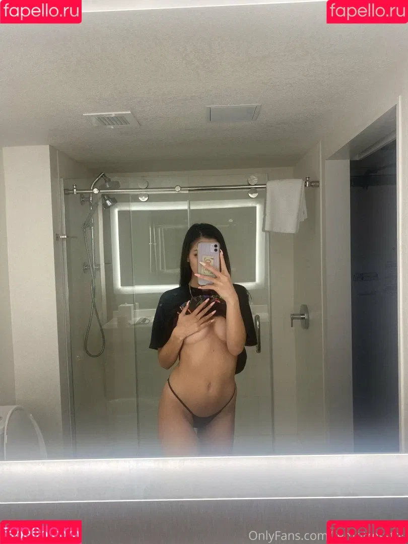 Lil Asian Princess Onlyfans Photo Gallery 