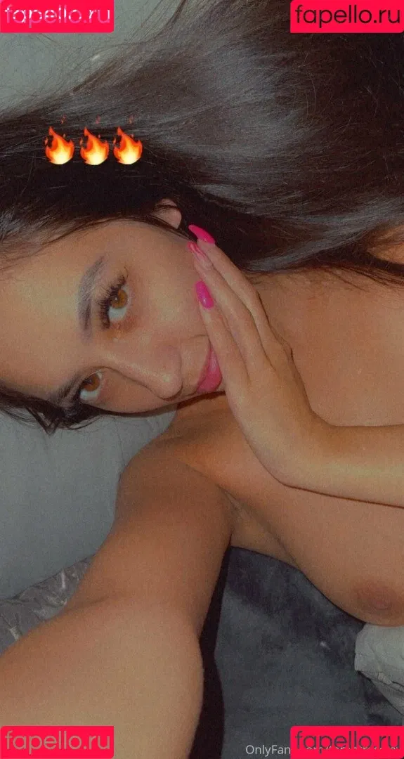 Lil Asian Princess Onlyfans Photo Gallery 