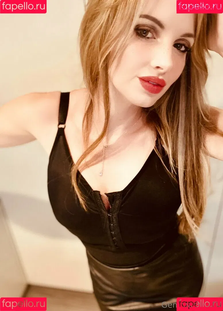 gemmahiles Onlyfans Photo Gallery 