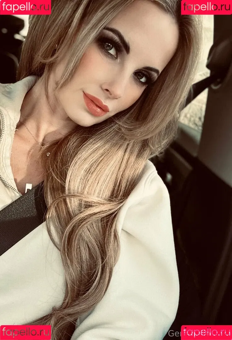 gemmahiles Onlyfans Photo Gallery 