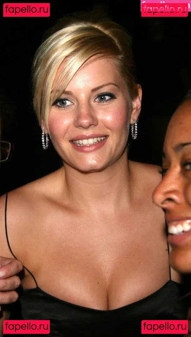 Elisha Cuthbert Onlyfans Photo Gallery 