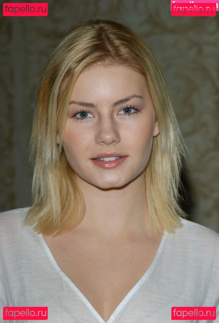 Elisha Cuthbert Onlyfans Photo Gallery 