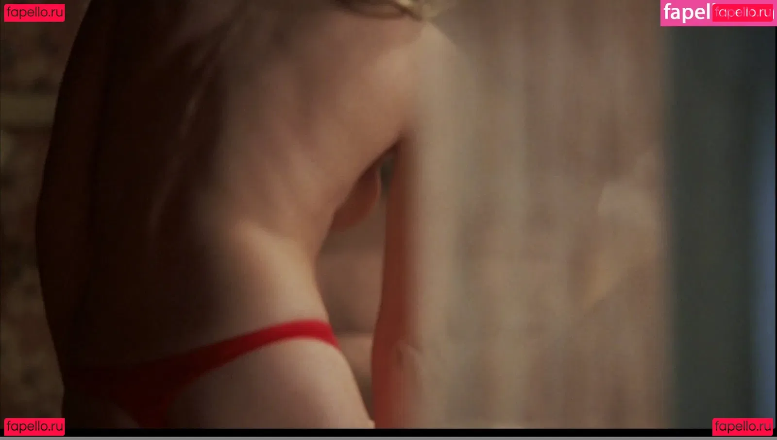 Elisha Cuthbert Onlyfans Photo Gallery 