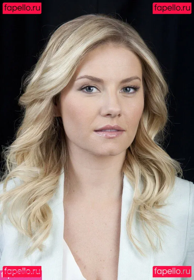 Elisha Cuthbert Onlyfans Photo Gallery 