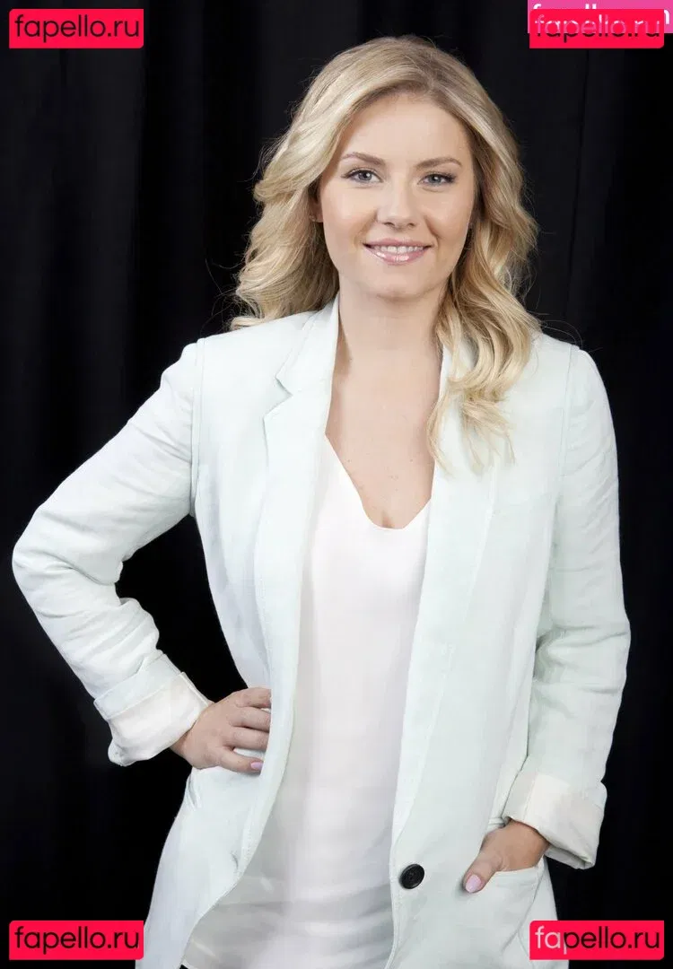 Elisha Cuthbert Onlyfans Photo Gallery 